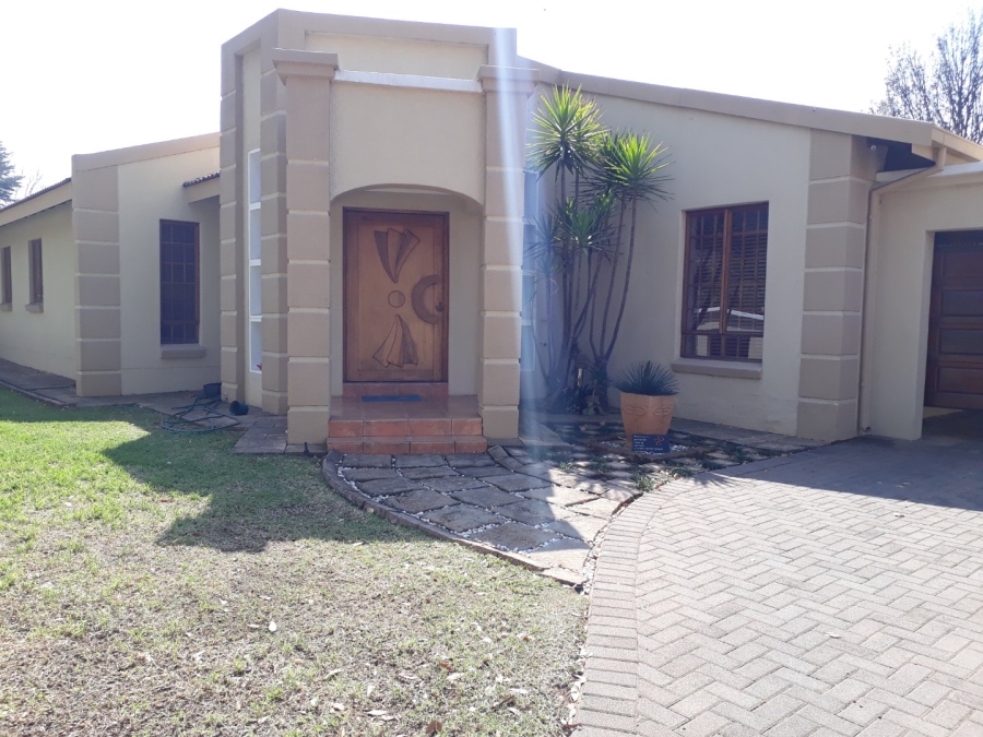 5 Bedroom Property for Sale in Sasolburg Ext 11 Free State
